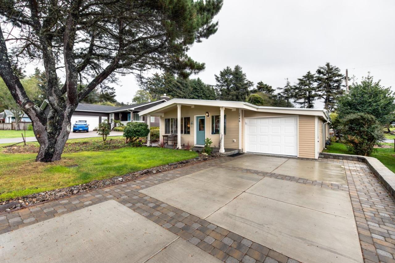 Wecoma Beach Retreat Lincoln City Exterior foto