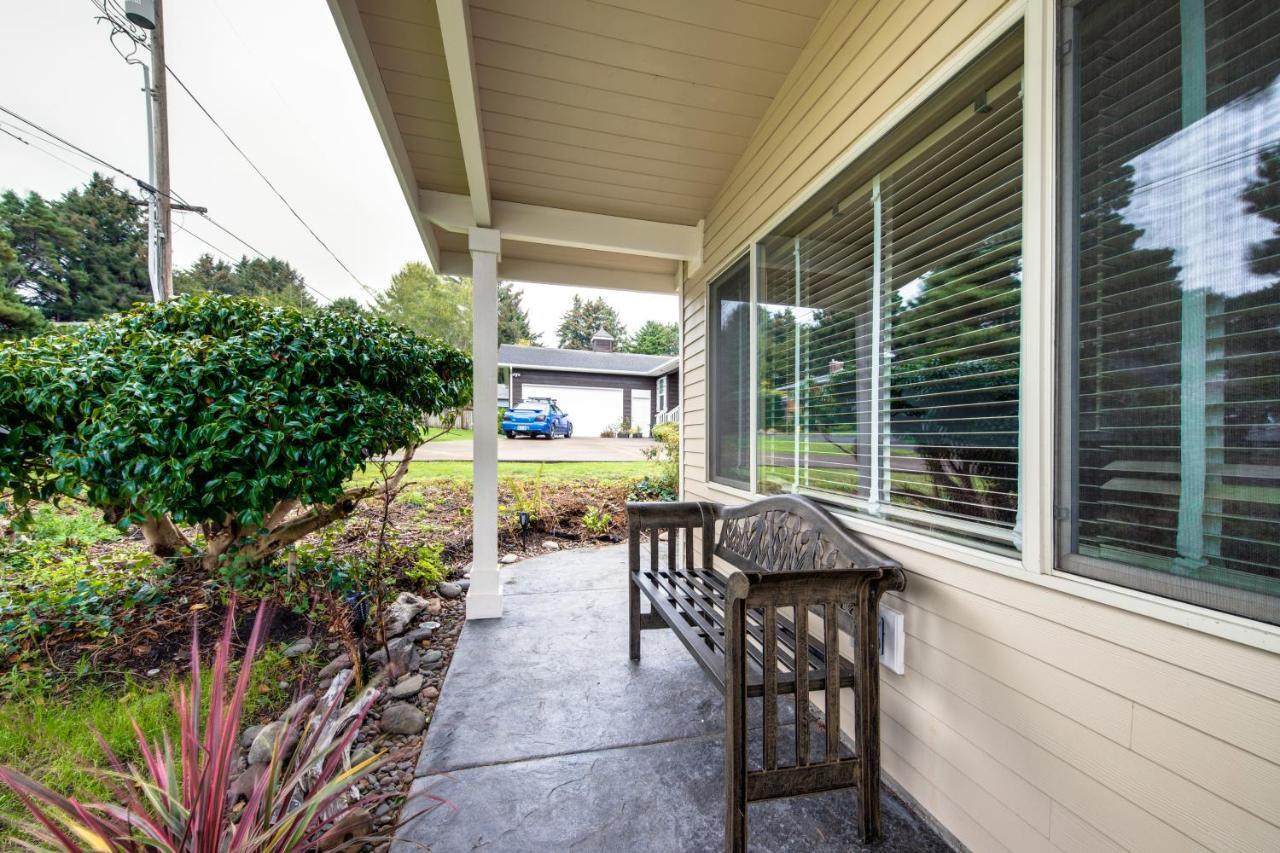 Wecoma Beach Retreat Lincoln City Exterior foto